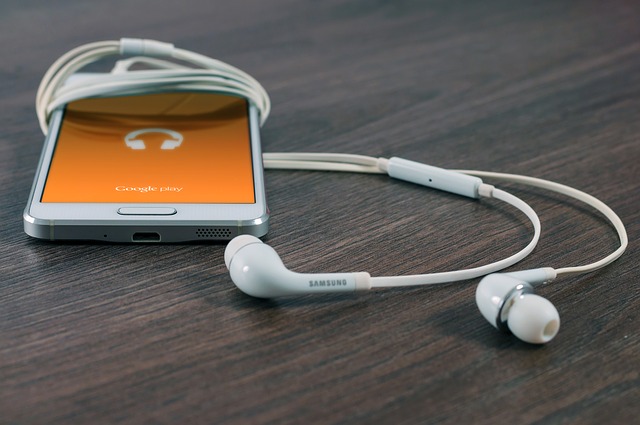 Read more about the article Få bedre lyd fra din mobil – Komplet guide til musik på mobilen